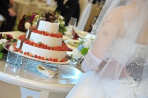 結婚式のウエディングケーキの画像